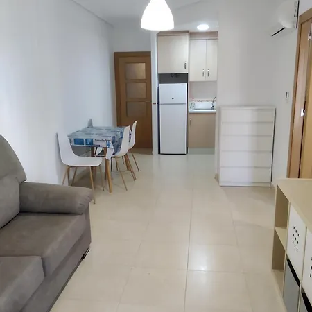 Apartment Apartamento A 150m De La Playa En